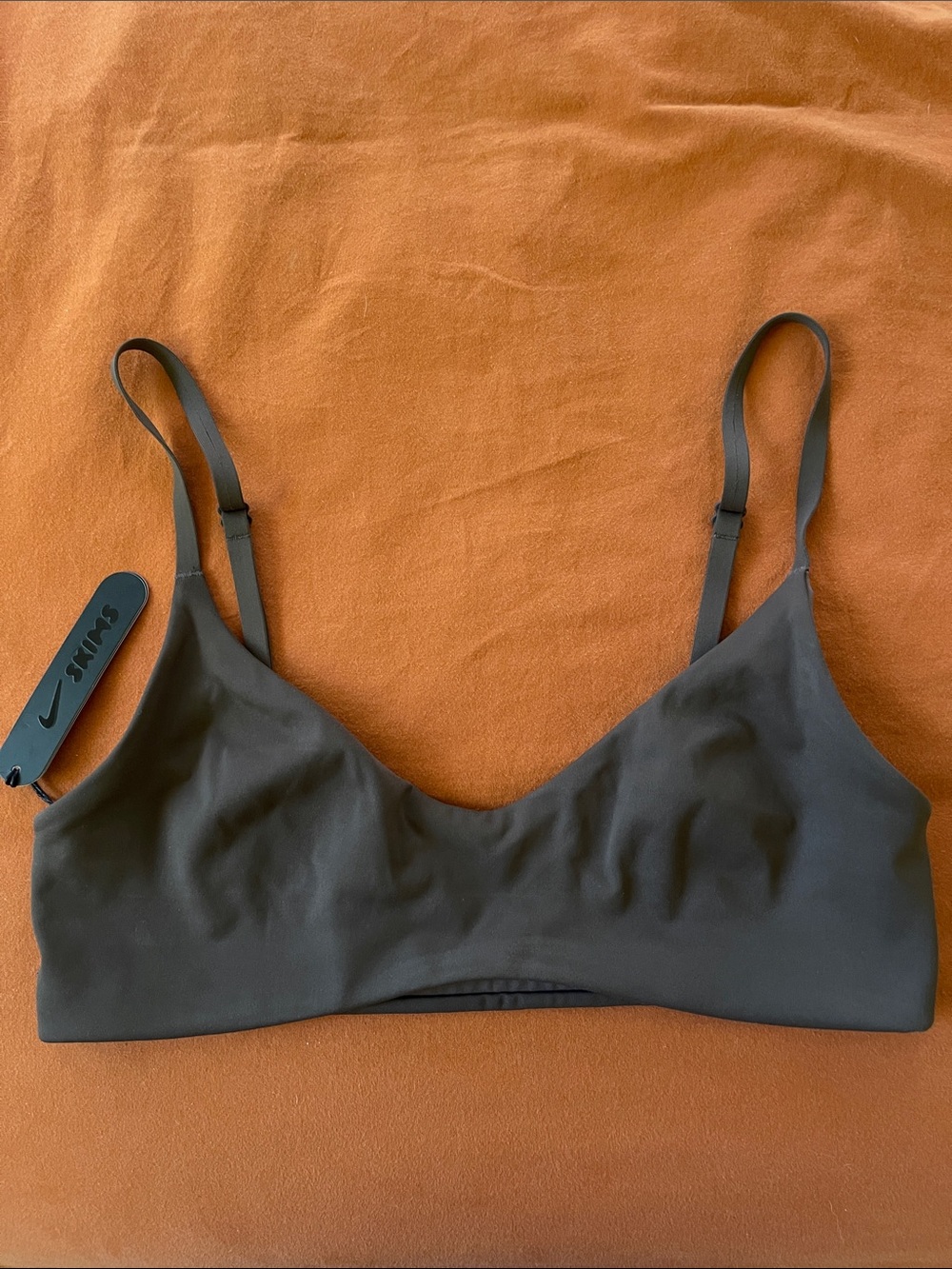 NIKE x SKIMS Micro Scoop Bra - Dark Sepia Size Large